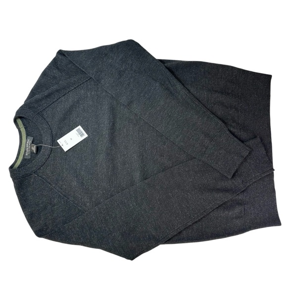 Banana Republic Men’s Charcoal Heather Merino Wool Crewneck Sweater - Picture 5 of 10